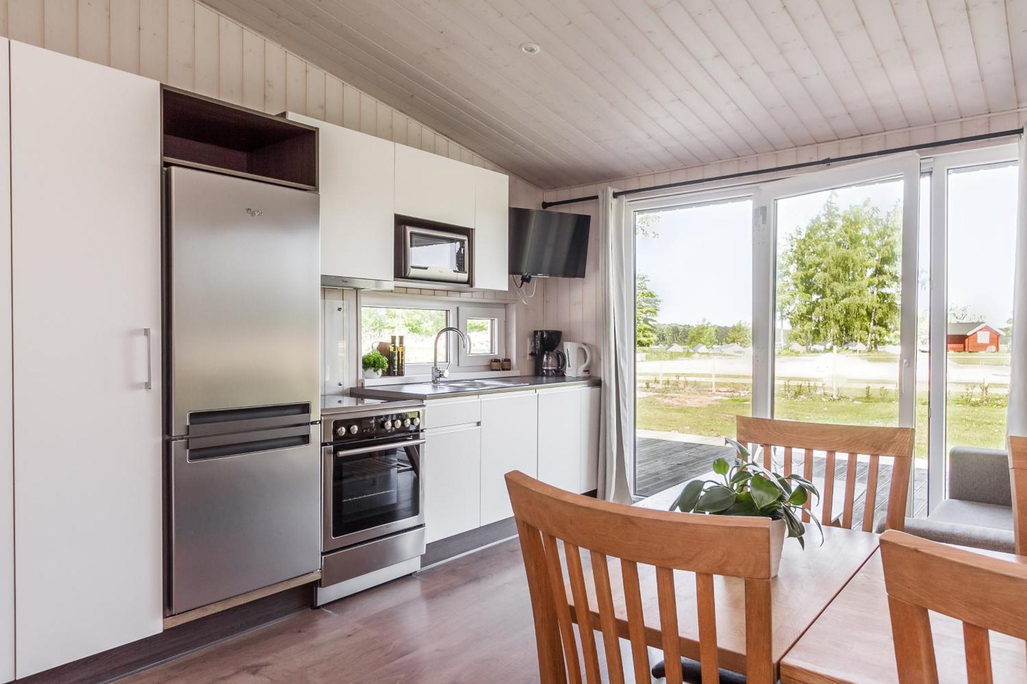 Kristinehamn Herrgardscamping & Stugor Bagian luar foto