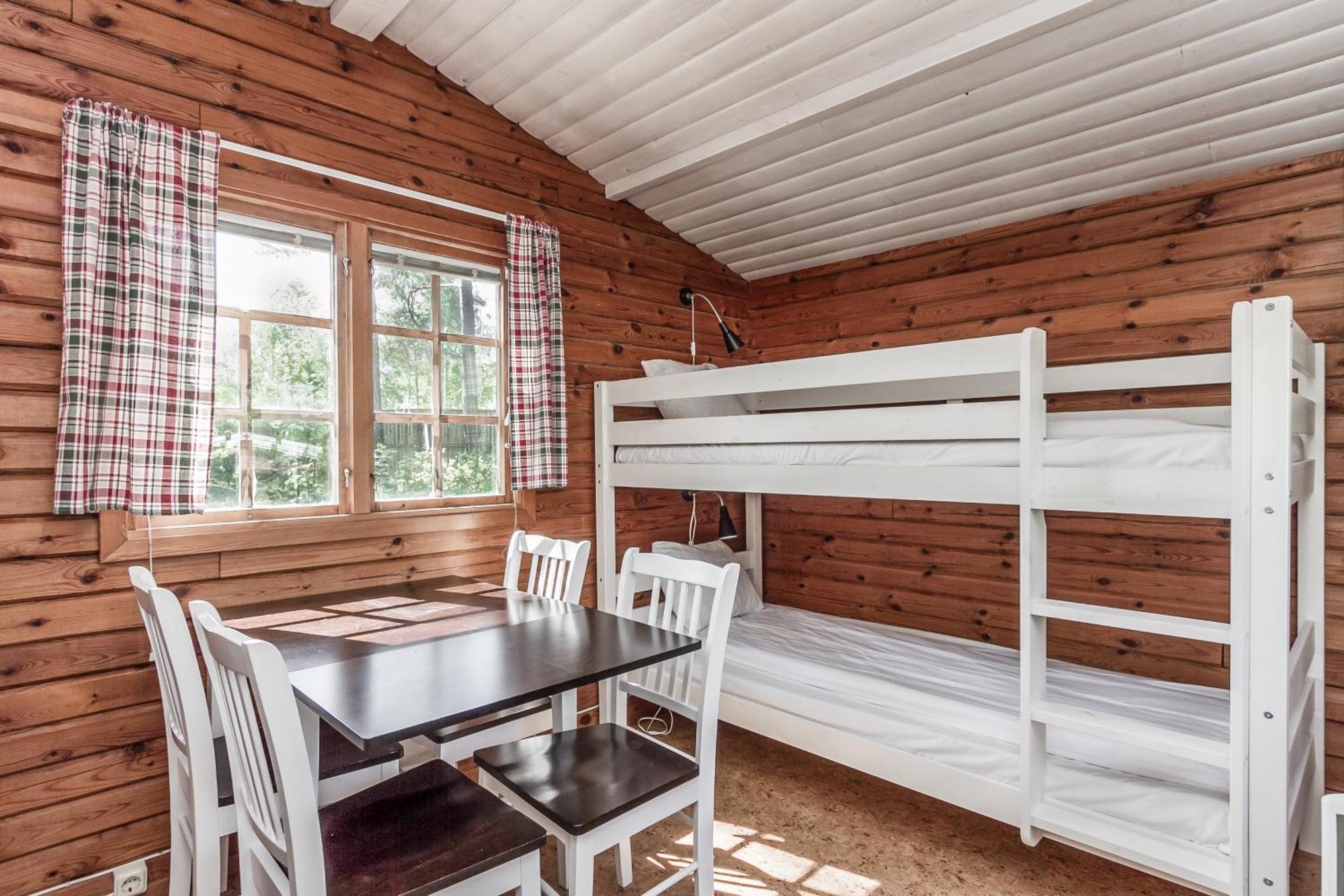 Kristinehamn Herrgardscamping & Stugor Bagian luar foto