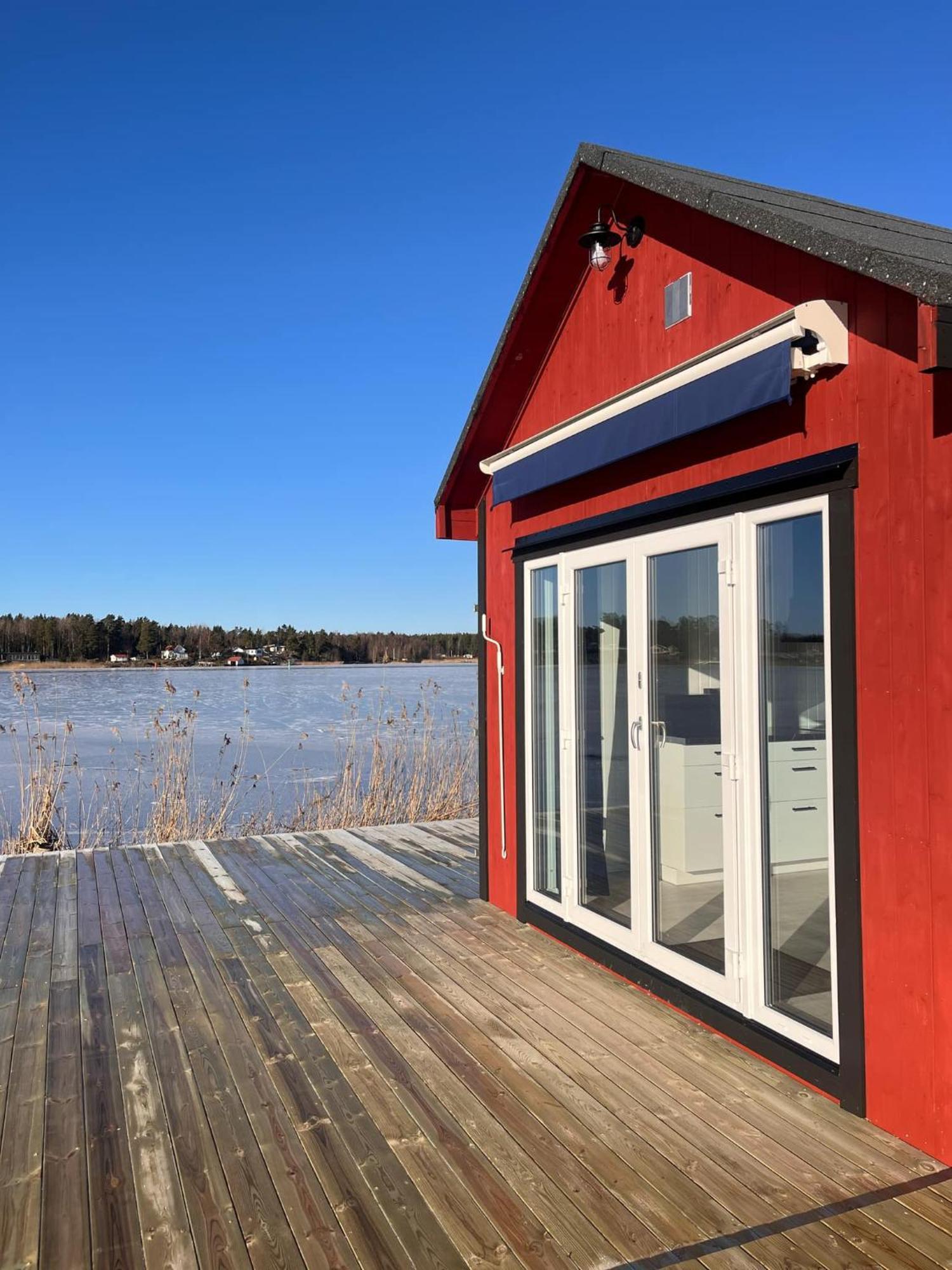 Kristinehamn Herrgardscamping & Stugor Bagian luar foto